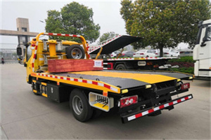 灌云道路救援拖车报价