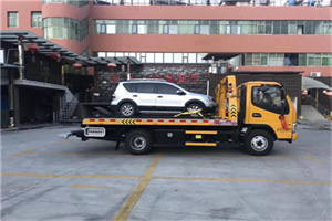 灌云汽车紧急补胎换胎救援